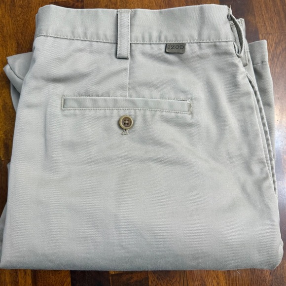 IZOD Mens Khaki Chino Pants Flat Front Straight Leg Cotton 40x32 - Picture 2 of 8